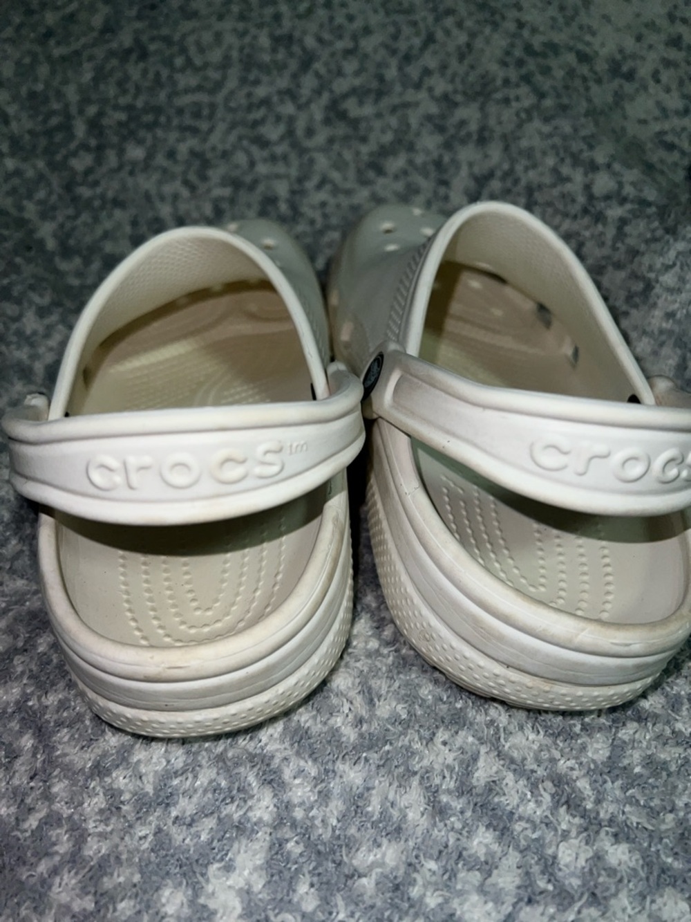 CROCS Unisex White Classic Clog M7 W9 - Picture 2 of 6